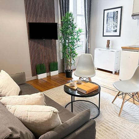 Unique Flat Near Louvre & Palais Royal Apartment Париж Екстериор снимка