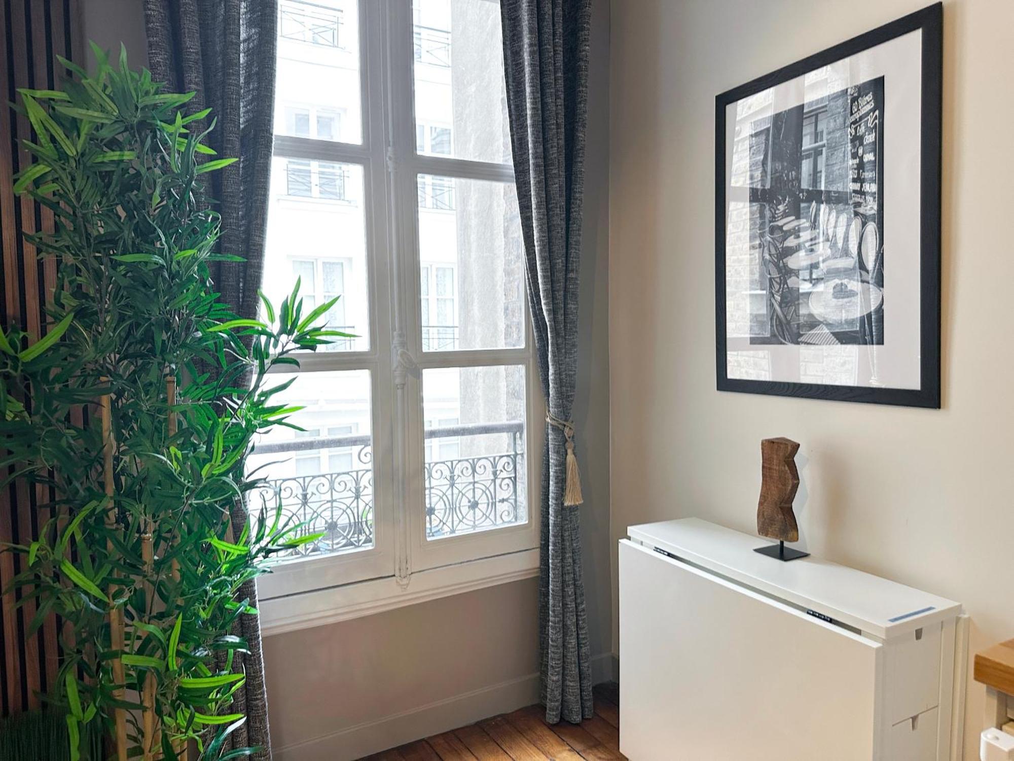 Unique Flat Near Louvre & Palais Royal Apartment Париж Екстериор снимка