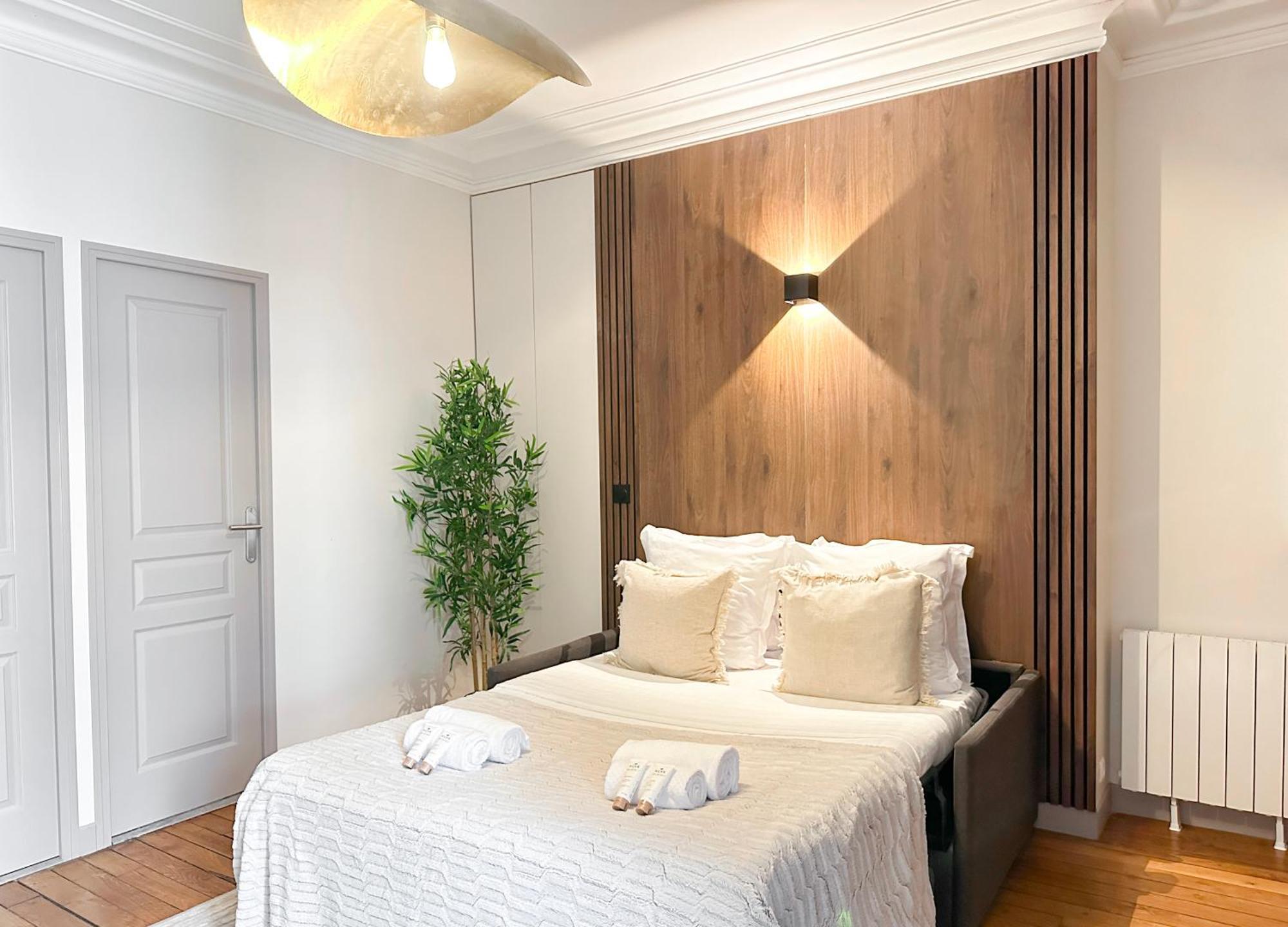 Unique Flat Near Louvre & Palais Royal Apartment Париж Екстериор снимка