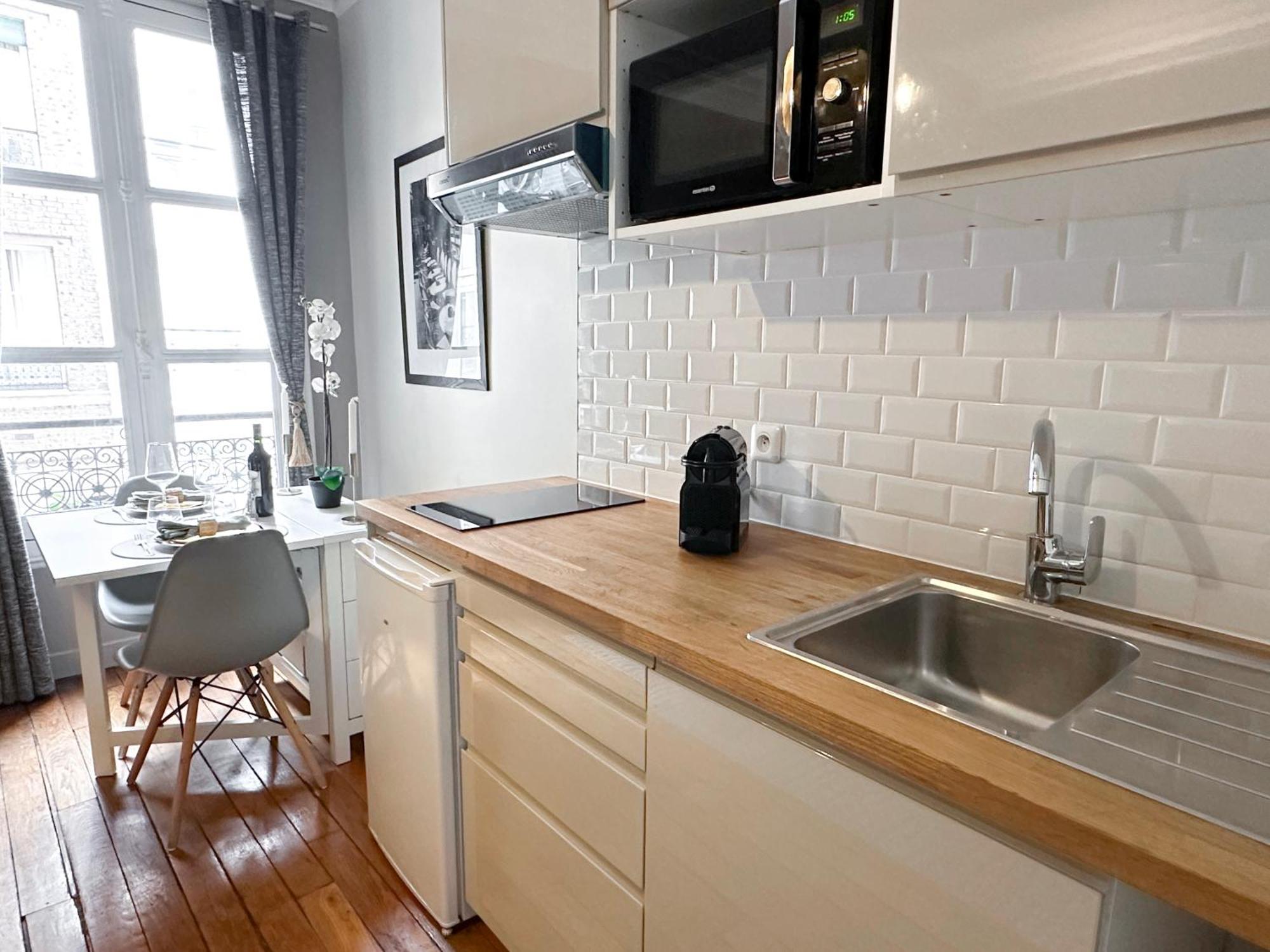 Unique Flat Near Louvre & Palais Royal Apartment Париж Екстериор снимка